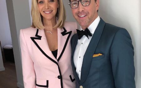 Lisa Kudrow's husband is a advertising execitive.